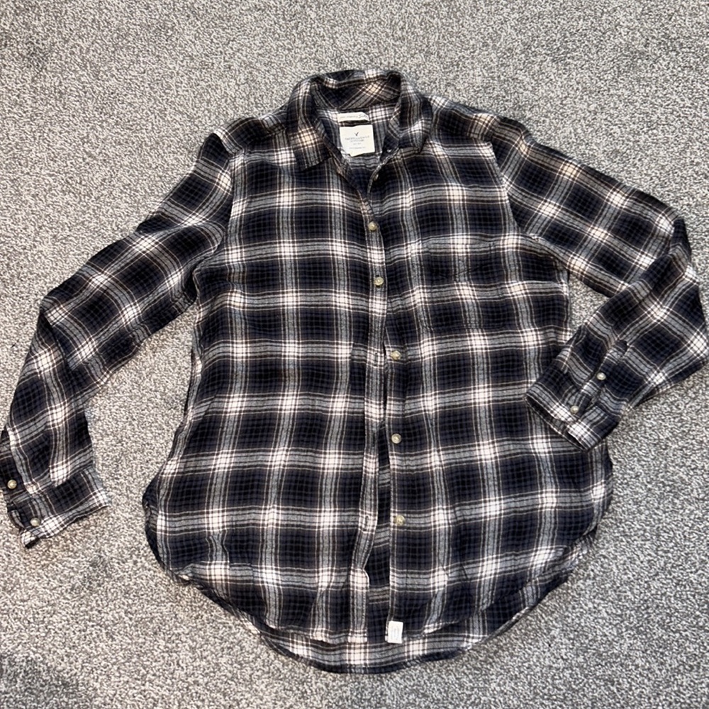 AEO Ahh-mazingly Soft Flannel Grey Plaid, size Medium